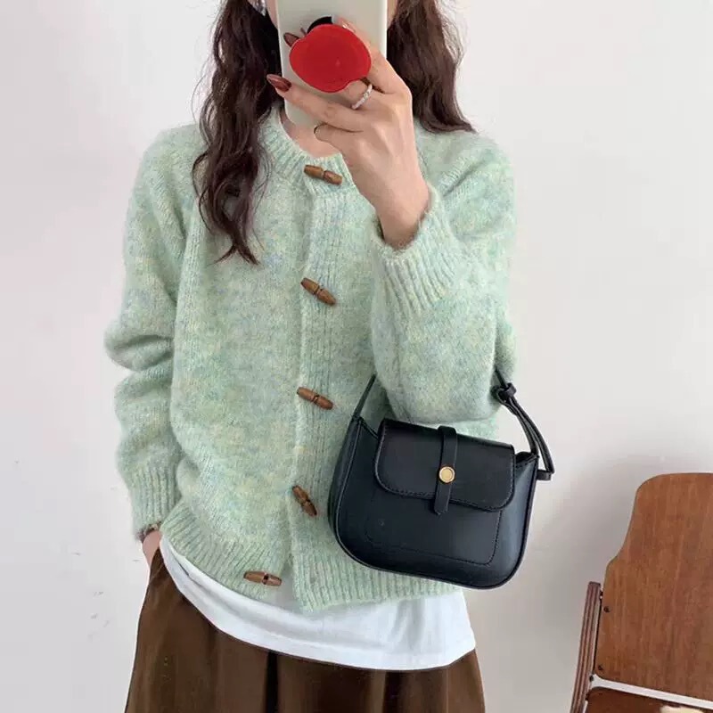 Gentle Style Round Neck Horn Button Knitted Cardigan for Women 2025 Autumn and Winter New Loose Soft Waxy Versatile Sweater Jacket