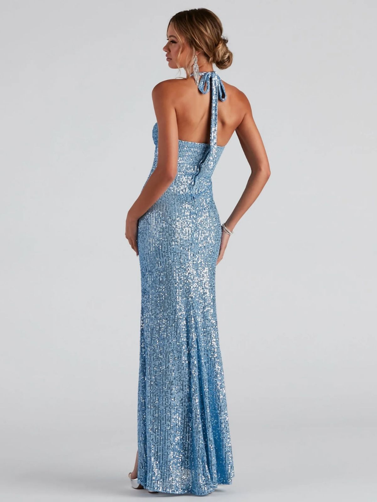 Vestido de Noche Elegante y Sexy de Estilo Europeo y Americano, Nuevo Estilo de Verano de Amazon Transfronterizo, con Lentejuelas y Cuello Halter image 3