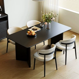 实木床;成套餐桌椅;布艺沙发