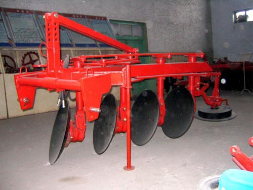 供应圆盘犁定制双向液压4片圆盘犁1LY(SX) 425拖拉机配圆盘犁