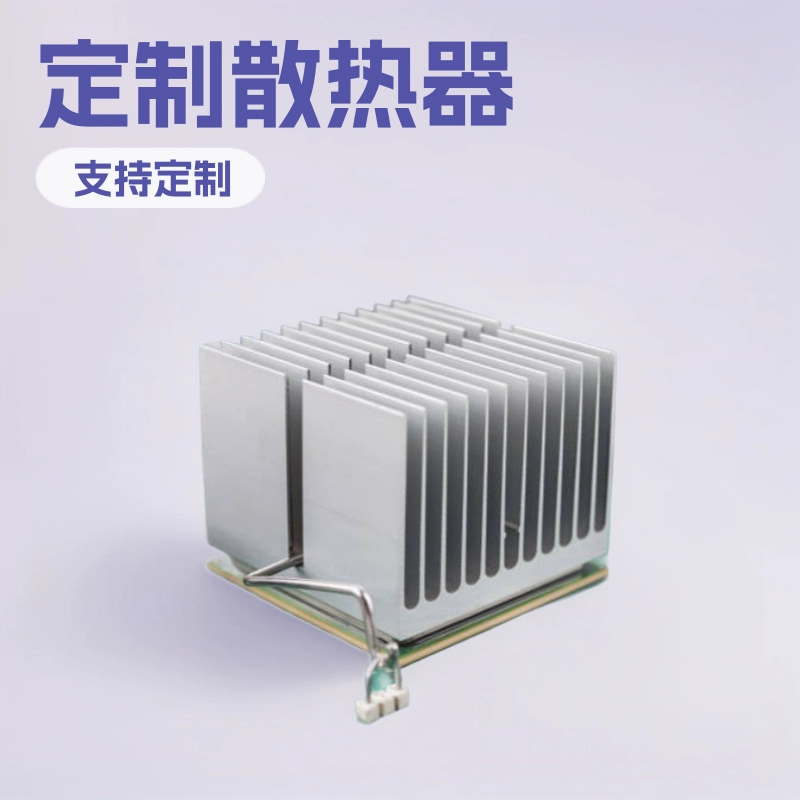 Радиатор для усилителя мощности, цифрового чипа, видеокарты, процессора и памяти, изготовленный на заказ из промышленного алюминиевого профиля с плотной зубчатой поверхностью для ЧПУ.