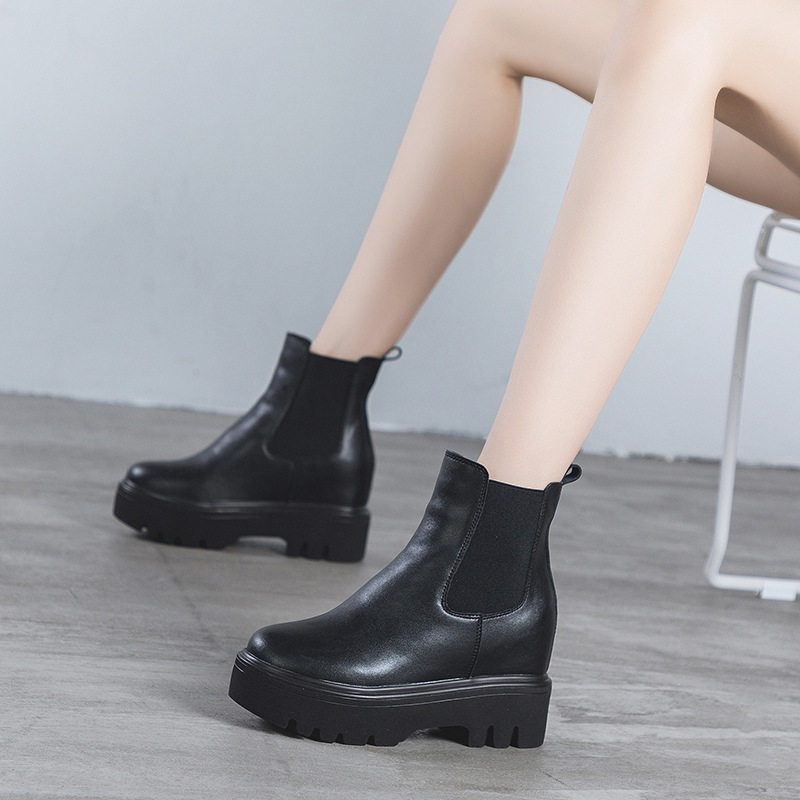 마틴 부츠 내부 높이 여성 신발 가을과 겨울 새로운 영국 스타일 가죽 부츠 온라인 인기 신발 두꺼운 바닥 캐주얼 신발 짧은 부츠 트렌디
