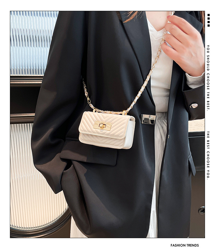 112g Weight Women's Pu Leather Chevron Streetwear Sewing Thread Square Flip Cover Square Bag