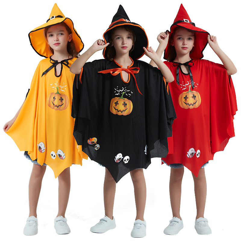 国境を越えてハロウィーンの子供服マントのキャラクターが衣装の魔女カボチャの衣装セットを演じる|undefined