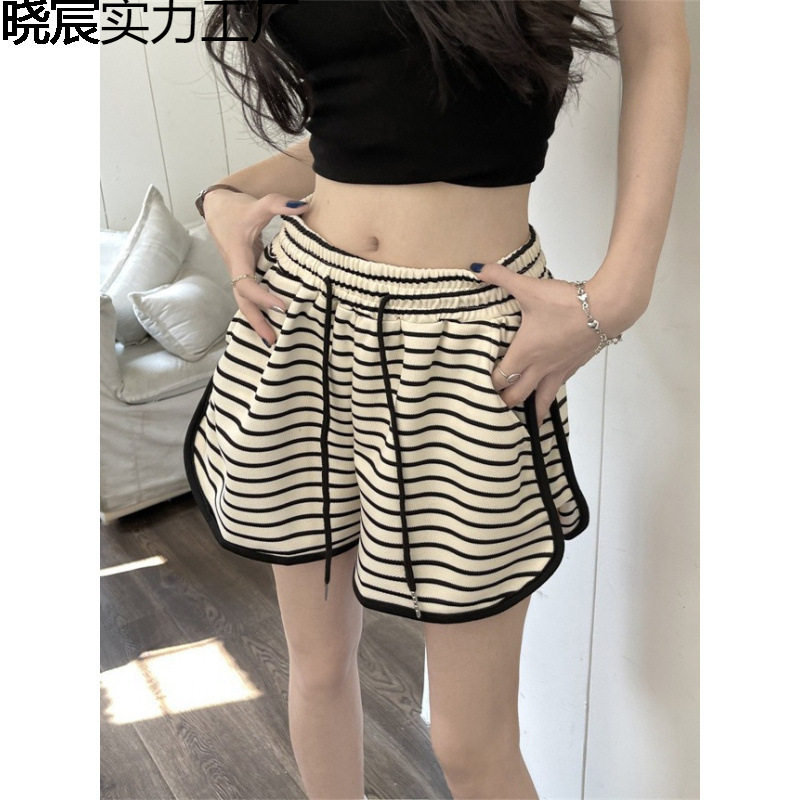Striped Sports Shorts for Women, Summer New Style, High-Waisted, Loose Fit, Slimming, Plus-Size, Casual Hot Pants for Outdoor Wear Striped Sports Shorts for Women, Summer New Style, High-Waisted, Loose Fit, Slimming, Plus-Size, Casual Hot Pants for Outdoor Wear