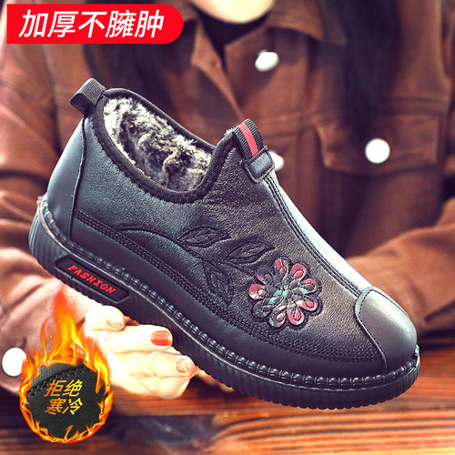 Old Beijing cloth shoes, women's shoes, mother's shoes, winter style plus velvet warm cotton shoes, elderly cotton shoes, snow boots wholesale