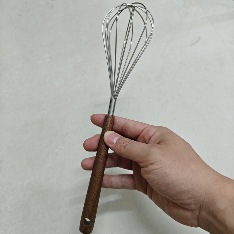 304 ステンレス鋼レトロ木製ハンドル手動卵ビーター家庭用小麦粉クリームハンドヘルドホイッパーベーキングミキシングスティック|undefined