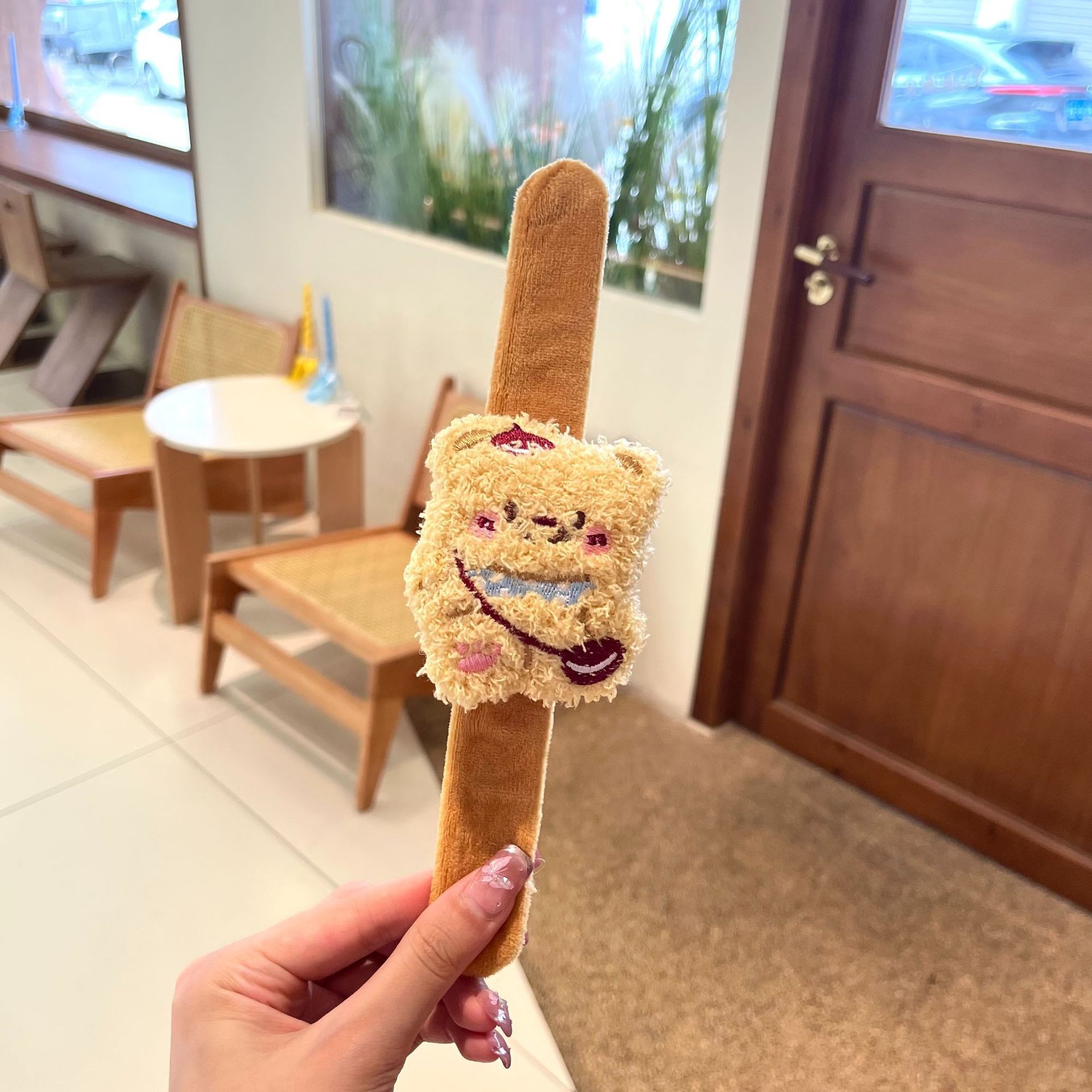 Anillo de felpa de dibujos animados, oso de mantequilla, correa de reloj de boda, pulsera para niños Kapibala, regalo de muñeca creativa