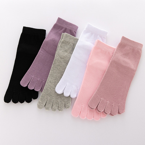 Manufacturer wholesale toe socks for men and women pure cotton autumn and winter sweat-absorbent mid-calf split toe socks breathable socks women's cotton socks