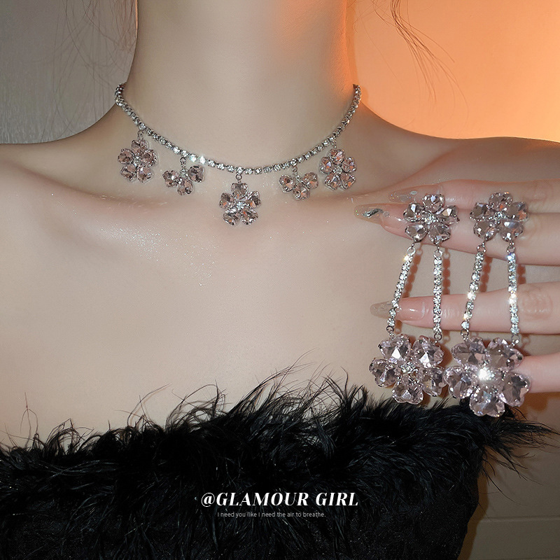 Diamant Herz Blume Halskette Ohrring Set Mode Super Unsterblich Design Kragen Kette Kleine Pendler Süße Schmuck Mädchen_voghion.com