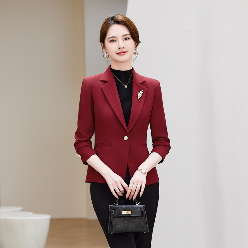 美容院职业装短款西服女修身厂家新款女士休闲修身显瘦工作服