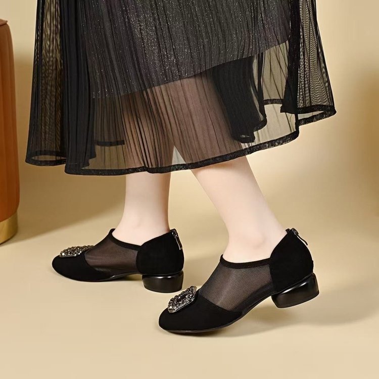 Explosiones de moda de malla de talón bajo zapatos de suela suave con cabeza redonda de diamante de cremallera trasera verano nuevo tipo de sandalias de talón transpirables para mujeres