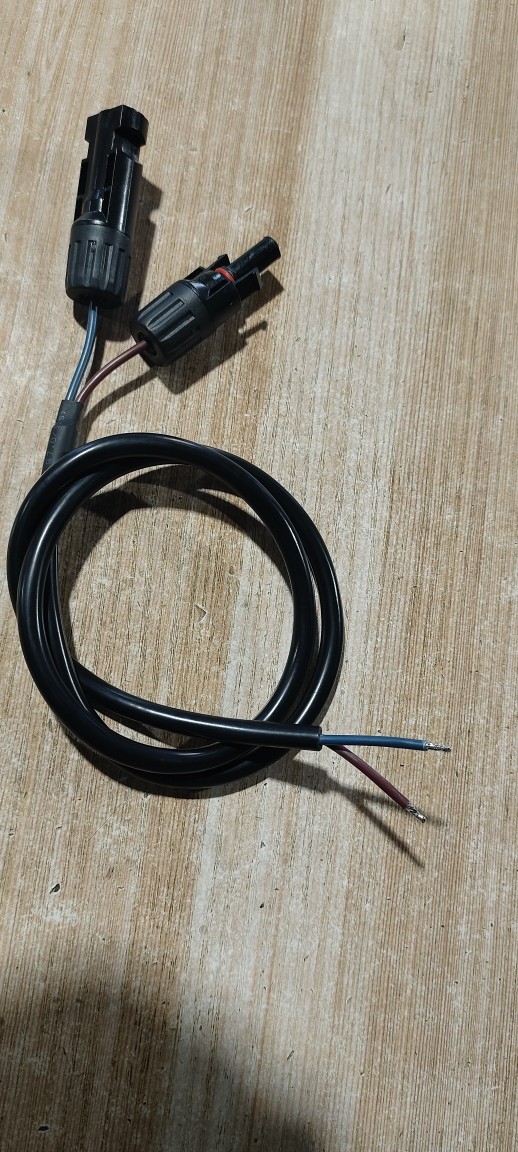 MC4太阳能光伏组板电源连接加长线 1500V MC4防水公母插头链接器