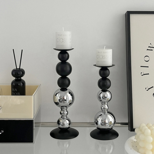 Light luxury aromatherapy candle candlestick ornaments ins retro romantic dining table candlelight dinner props home simple decoration