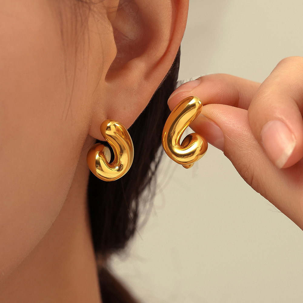 Square Sugar Niche Design, Minimalist Stainless Steel Twisted Earrings, Autumn And Winter High-end, Non Fading Earrings For Women_voghion.com