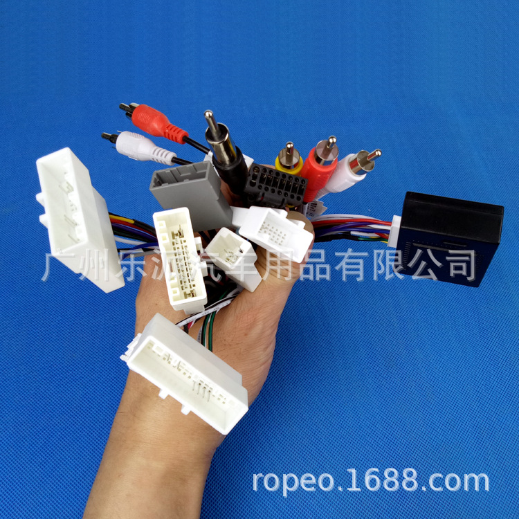 日产中低配大屏机电源线+RZC协议盒-M3