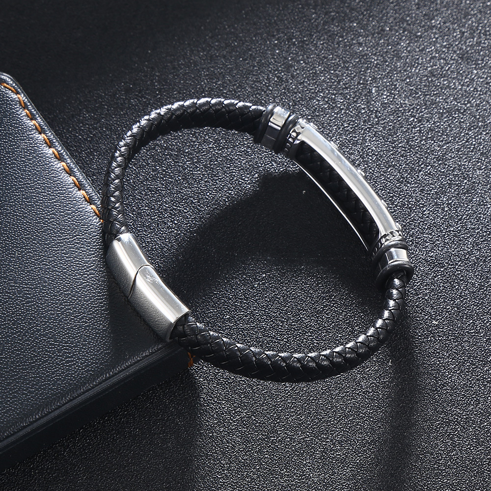 Retro Punk Geometric 316 Stainless Steel  Leather Plating Men's Bracelets Men Cord & Leather Bracelets display picture 6
