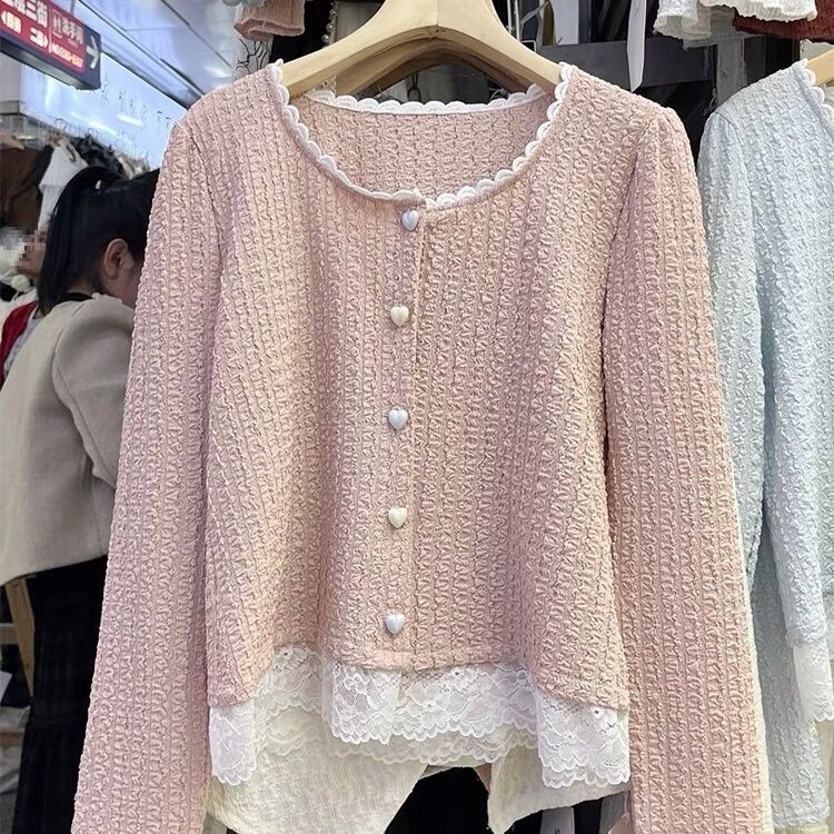 Spring shirt, beautiful and slimming, long-sleeved blouse, lace trim, new style, plus size women's clothing, youthful Spring shirt, beautiful and slimming, long-sleeved blouse, lace trim, new style, plus size women's clothing, youthful