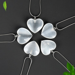 Factory wholesale Moroccan crystal translucent gypsum heart pendant — natural heart-shaped pendant with silver necklace