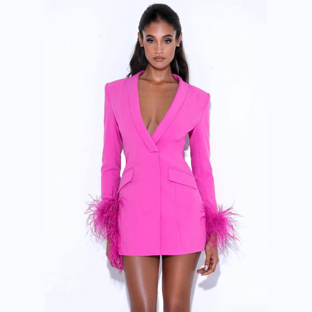 Vestido Tipo Chaqueta con Plumas y Lentejuelas de Poliéster
