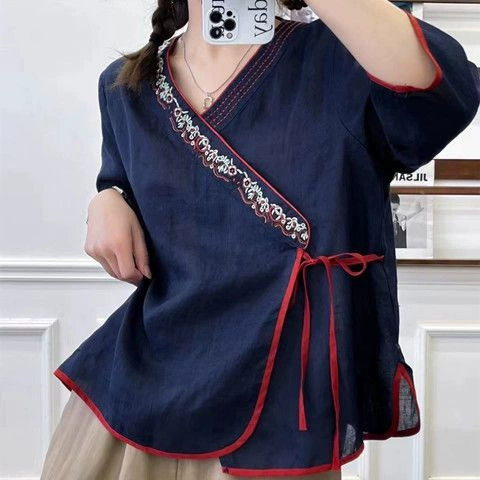 Лето 2025 г., этнический стиль, ретро, ​​асимметричный воротник, национальный стиль, вышитая хлопково-льняная футболка с коротким рукавом, женская свободная летняя чайная рубашка, топ.