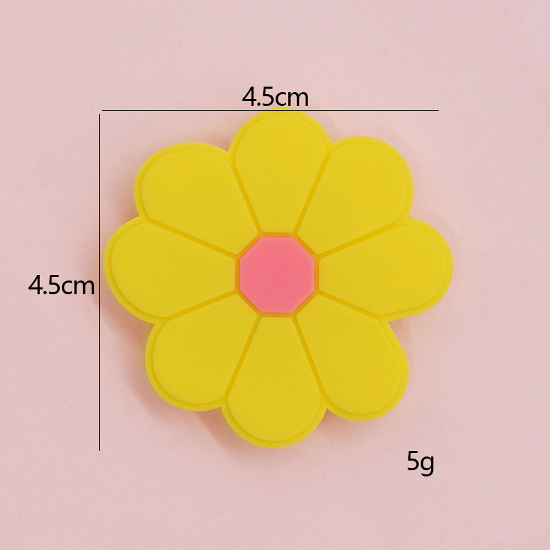 Spot dibujos animados crisantemo hebilla de zapato de pvc goma suave flor personalidad agujero de la decoración del zapato DIY a juego hebilla de zapato ventas directas de fábrica