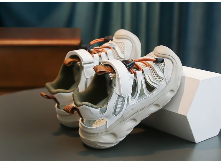 Lightweight Breathable Childrens Sandals Closed Toe Beach Shoes_voghion.com
