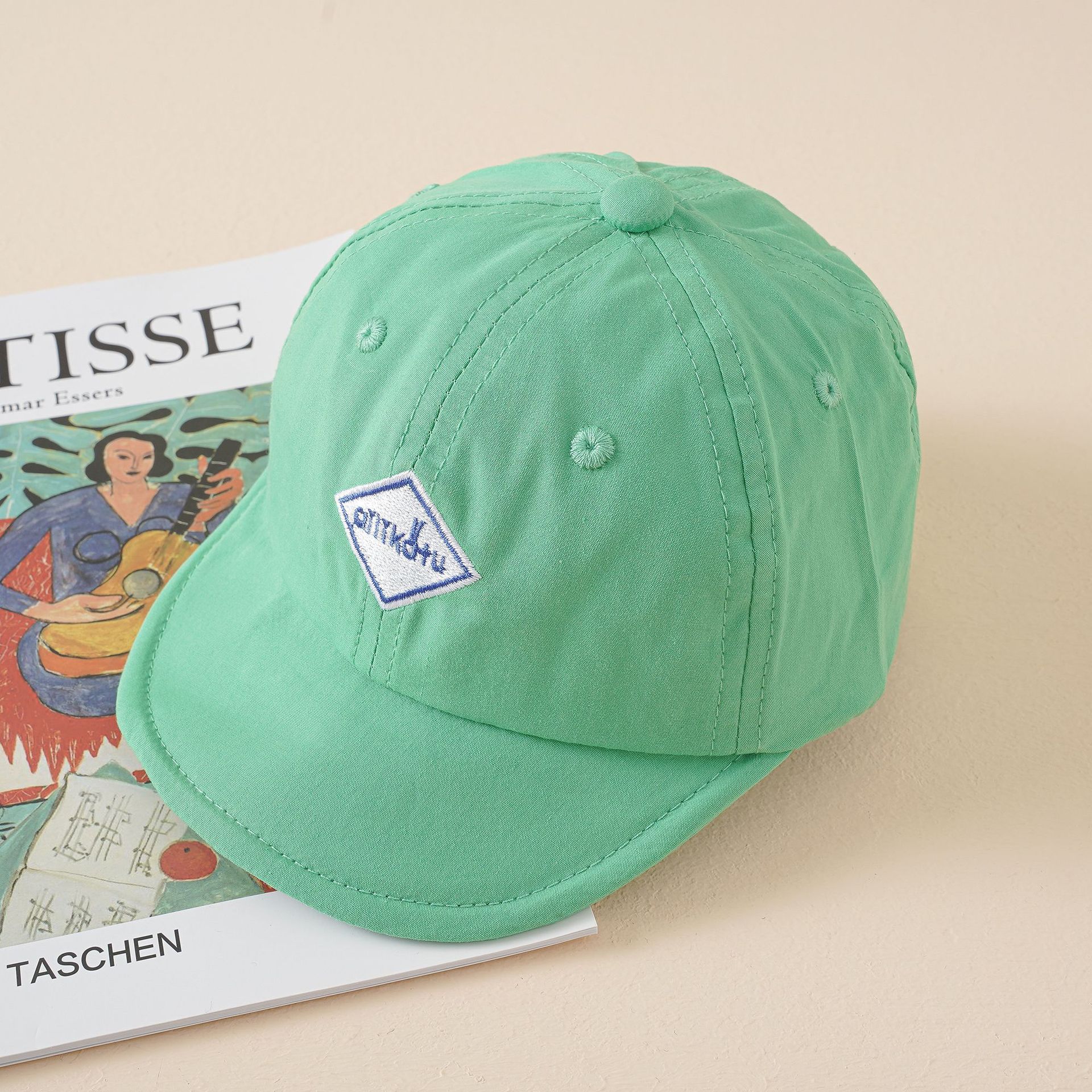 Primavera bebé pico tapa viaje sol sombrero niños y niñas gorra de béisbol casual pequeño sombrero de ala bordado lindo sombrero de color sólido lindo