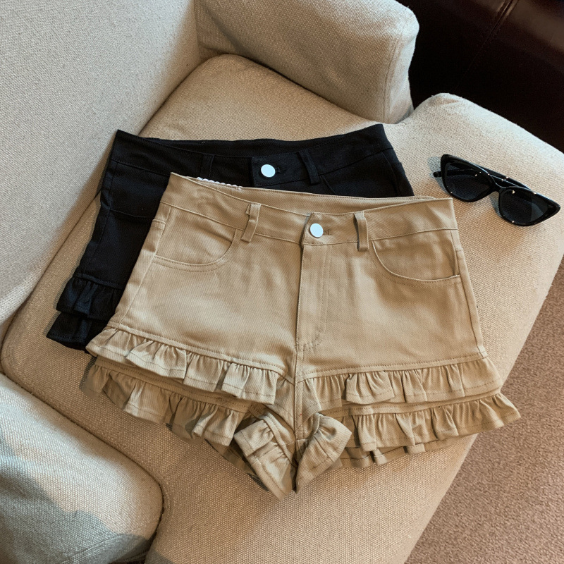 Real Shot of Double-Layer Wavy Denim Shorts for Women Summer New Style Rolled Lace Design Slim Hot Pants