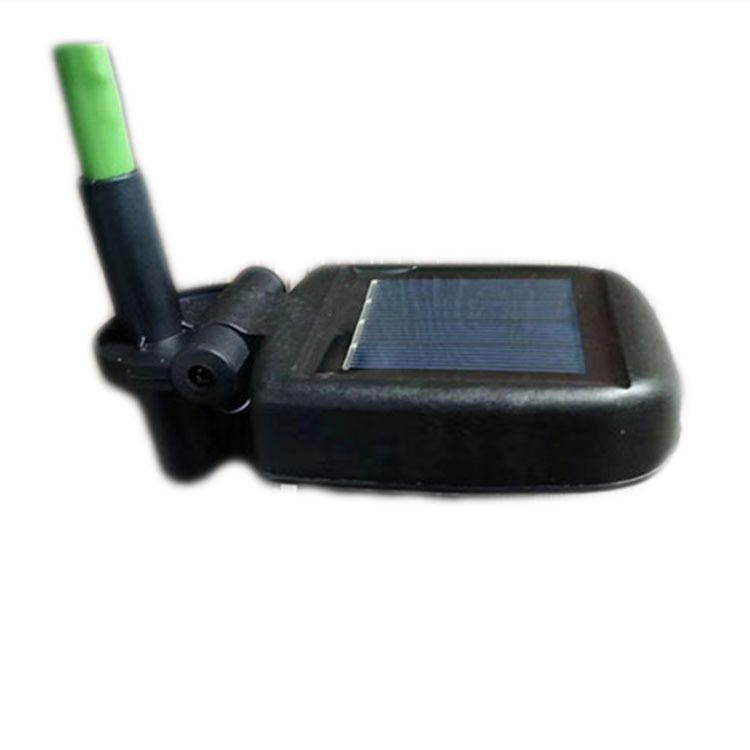 Comercio electrónico transfronterizo solar al aire libre patio colorido decorativo luminoso Reed luces de Navidad al por mayor simulación árbol de Navidad