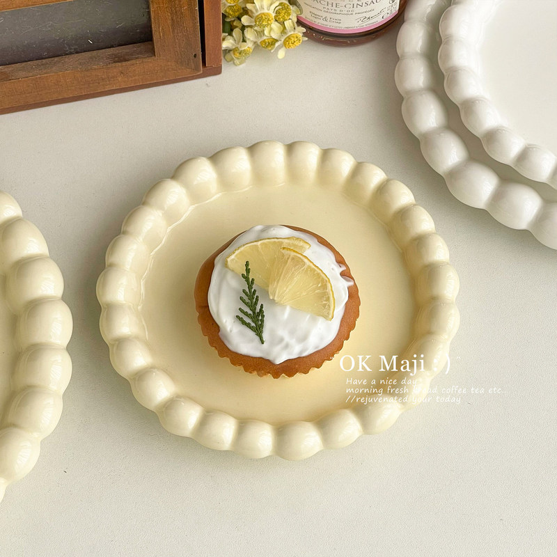 Instagram-Style Unique and Beautiful Ceramic Plates, High-End Dessert Plates, Breakfast Plates, Afternoon Tea Dessert Plates, Flat Plates, Shallow Plates