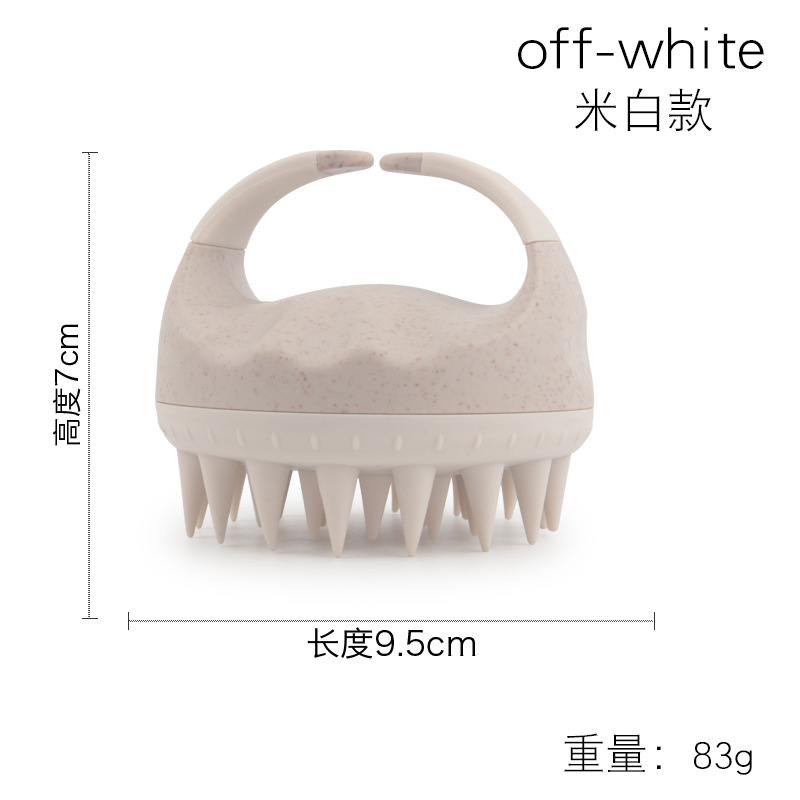 밀짚을 손에 쥐고 밀색으로 머리를 감는 브러시