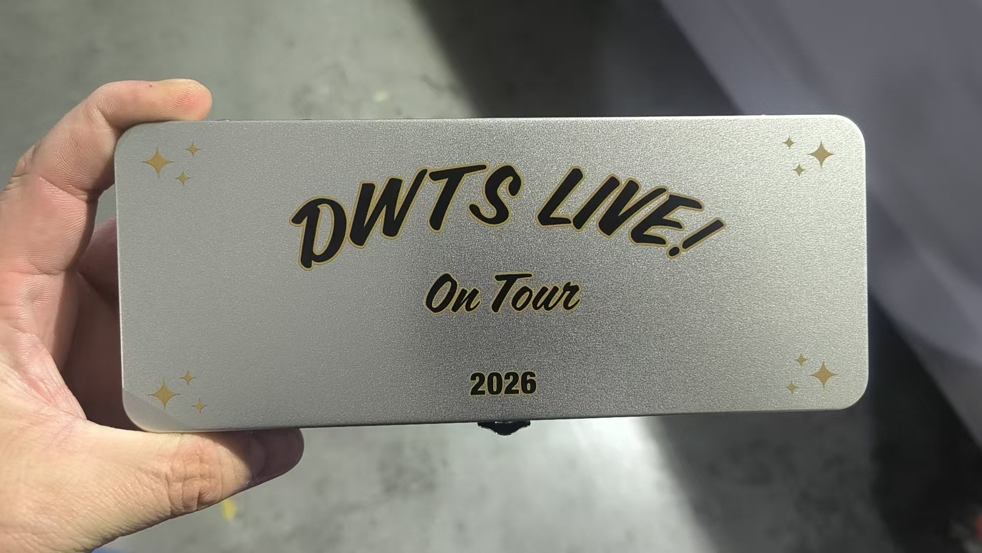 ���������������Ӹ����ľ߷��Ǻвʱʹ������Ϻ�Ǧ�ʺ�������ɺ�