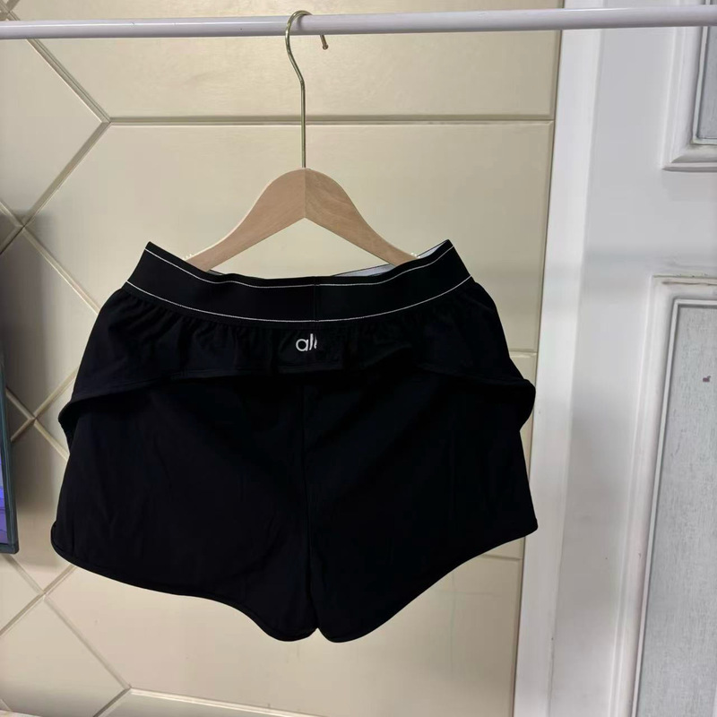 2025Alc New Women's Sports Shorts, Quick-Drying, Breathable, High-Waisted, Tummy-Controlling, Fitness, Running, Casual and Versatile Style