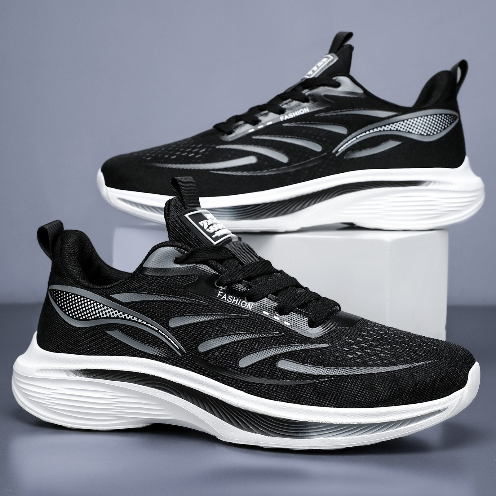 2026 primavera EVA ultra ligera zapatillas de deporte de adhesión fría ligera con suela suave zapatos de running de hombre grandes zapatos casuales de hombre transfronterizos