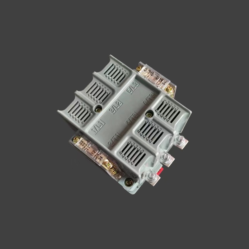 厂家直供CJ40-125低压银点接触器 380v线圈 63A,80,100A接触器