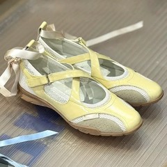 本革5cmスポーツ風ボクシングバレエ靴女性2025新型運動エネルギーのリボンの中にメアリージェーンの女性靴が高くなりました。