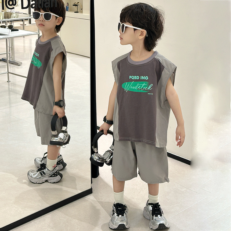 7937 Chaleco sin mangas para niños Ropa para niños Traje de dos piezas casual de verano para niños pequeños y medianos 2025 Nuevos productos Pantalones cortos Color a juego Ropa de moda