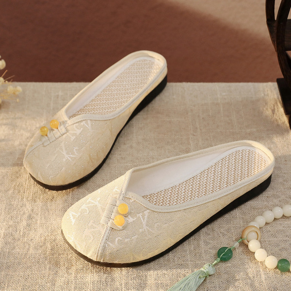 Summer comfortable breathable women's slippers