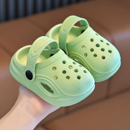 Children's Slippers for Boys and Girls, Baby Home and Outdoor Soft Non-slip Cap-toe Crocs, Summer Learning to Walk Shoes