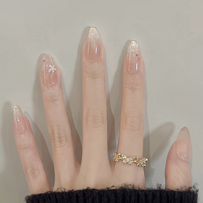 Handmade Snow Pear Blossom Nail Art with Ice Transparent Nude Color, Small Flower, Cat's Eye Oval, Elegant and Gentle, Brightening Nail Stickers