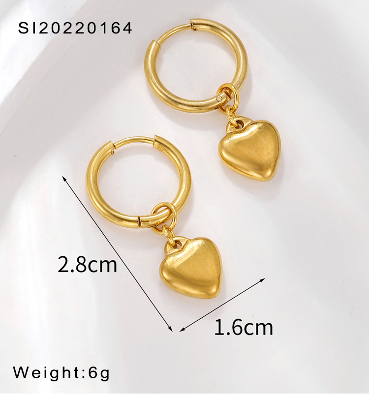 1 Pair Elegant Lady Heart Shape Polishing Stainless Steel Drop Earrings display picture 3