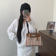 2025新款轻奢小众凯莉包高级感时尚百搭女士手提包单肩斜挎包