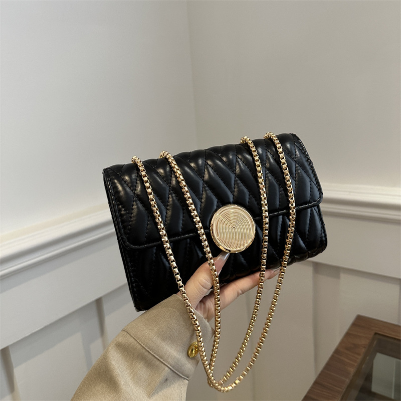 Women's shoulder chain bag 2024 new all-match messenger bag small bag commuter texture rhombus casual underarm bag