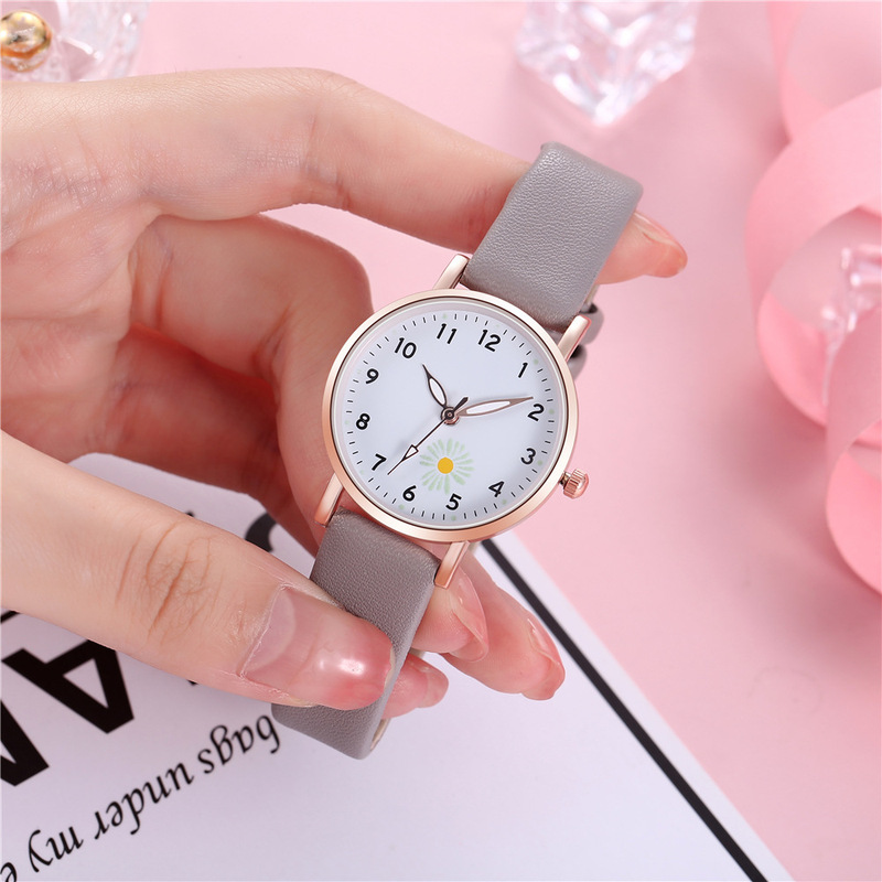 TikTok Hot Korean Fashion Luminous Daisy Belt Women's Watch Creative Gift Luminous Student Watch Women TikTok Hot Korean Fashion Luminous Daisy Belt Women's Watch Creative Gift Luminous Student Watch Women