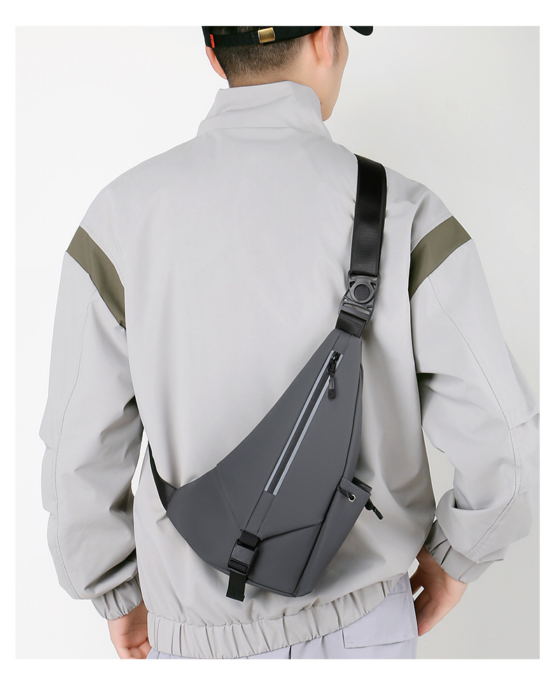 Reflective Chest Bag For Men Waterproof Sling Bag For Commuting_voghion.com