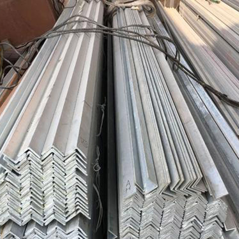 镀锌角钢型材角铁低合金角钢幕墙镀锌角钢三角铁加工冲孔镀锌角钢