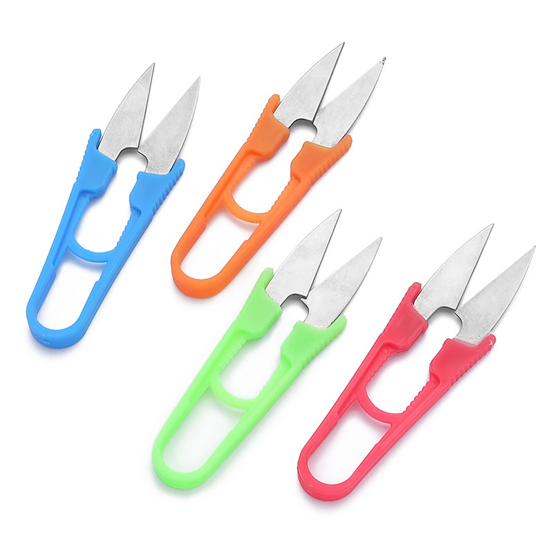 Tijeras de hilo de plástico de color, tijeras pequeñas para el hogar, herramientas de punto de cruz, tijeras de hilo de costura, mini tijeras en forma de U al por mayor