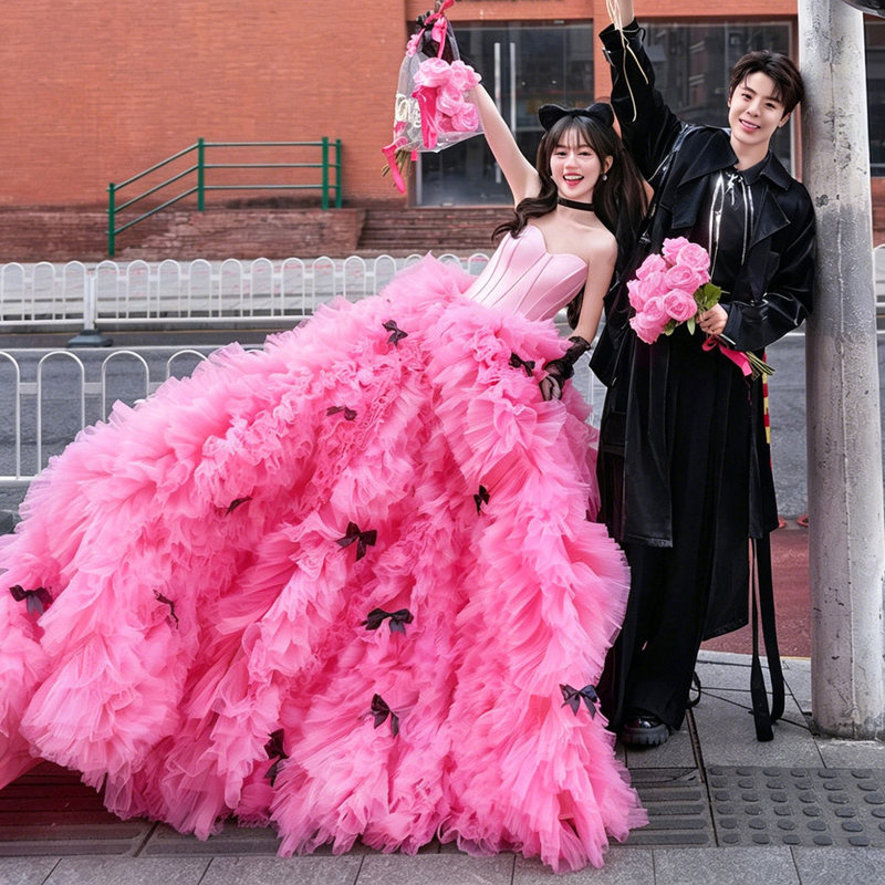 Photo studio photography outfit, street style sweet pink strapless wedding dress, women's elaborate train puffy skirt, dreamy princess gown Photo studio photography outfit, street style sweet pink strapless wedding dress, women's elaborate train puffy skirt, dreamy princess gown