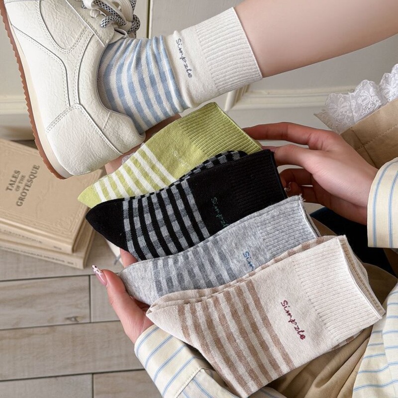 Korean-Style Women's Socks, Mori-Style Striped Mid-Calf Socks, Breathable Spring and Summer New Style, Birkenstock Shoes, Double-Needle Slouch Socks Korean-Style Women's Socks, Mori-Style Striped Mid-Calf Socks, Breathable Spring and Summer New Style, Birkenstock Shoes, Double-Needle Slouch Socks